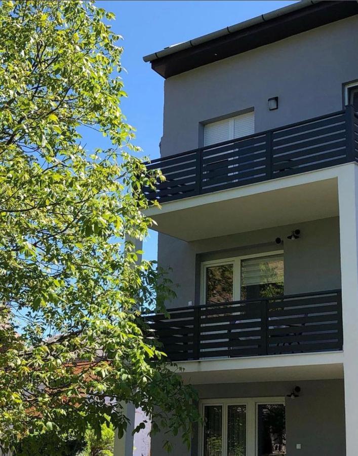 Apartman Bloom Όσιγιεκ Εξωτερικό φωτογραφία