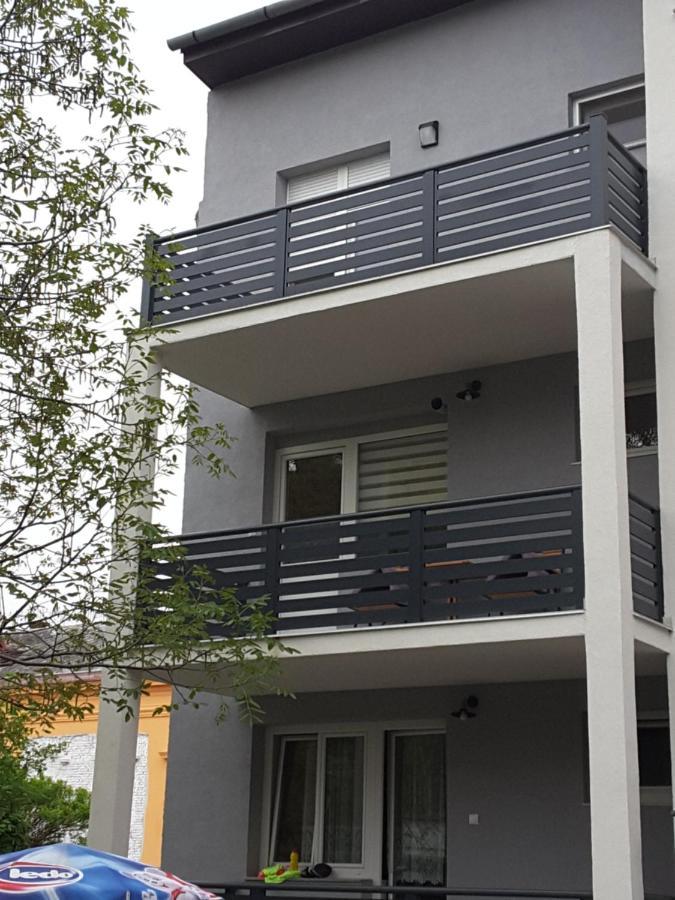 Apartman Bloom Όσιγιεκ Εξωτερικό φωτογραφία