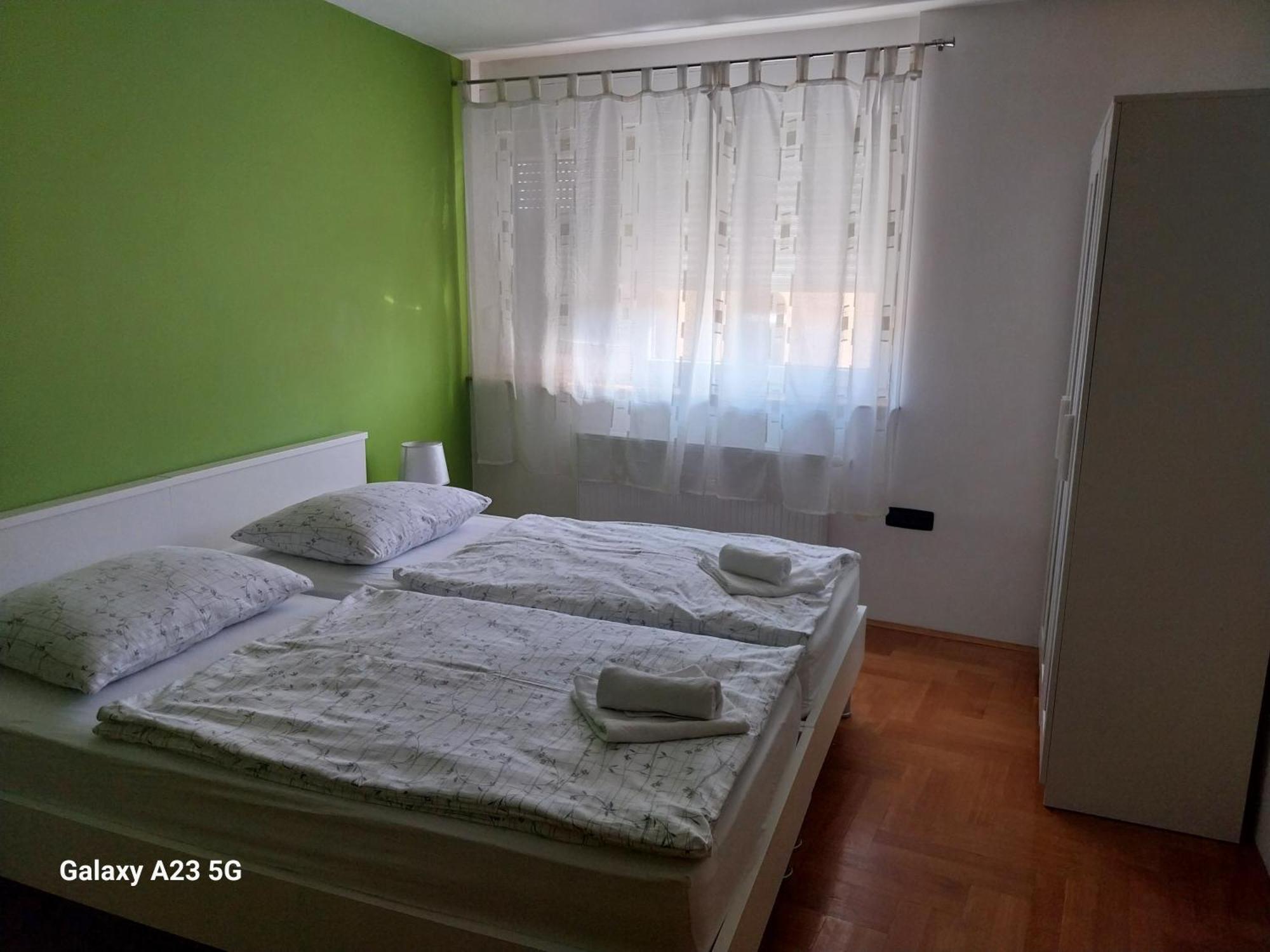Apartman Bloom Όσιγιεκ Εξωτερικό φωτογραφία