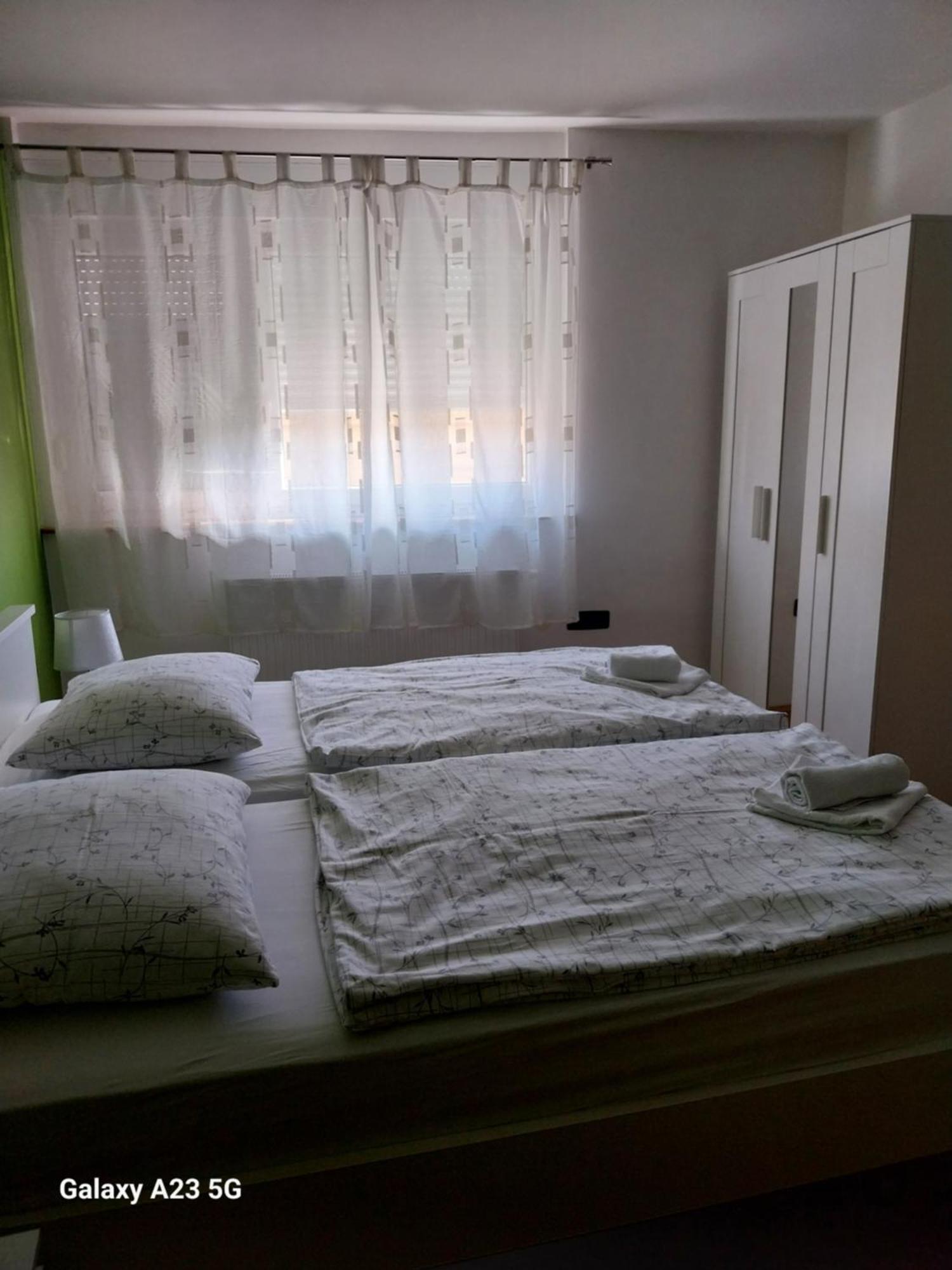 Apartman Bloom Όσιγιεκ Εξωτερικό φωτογραφία
